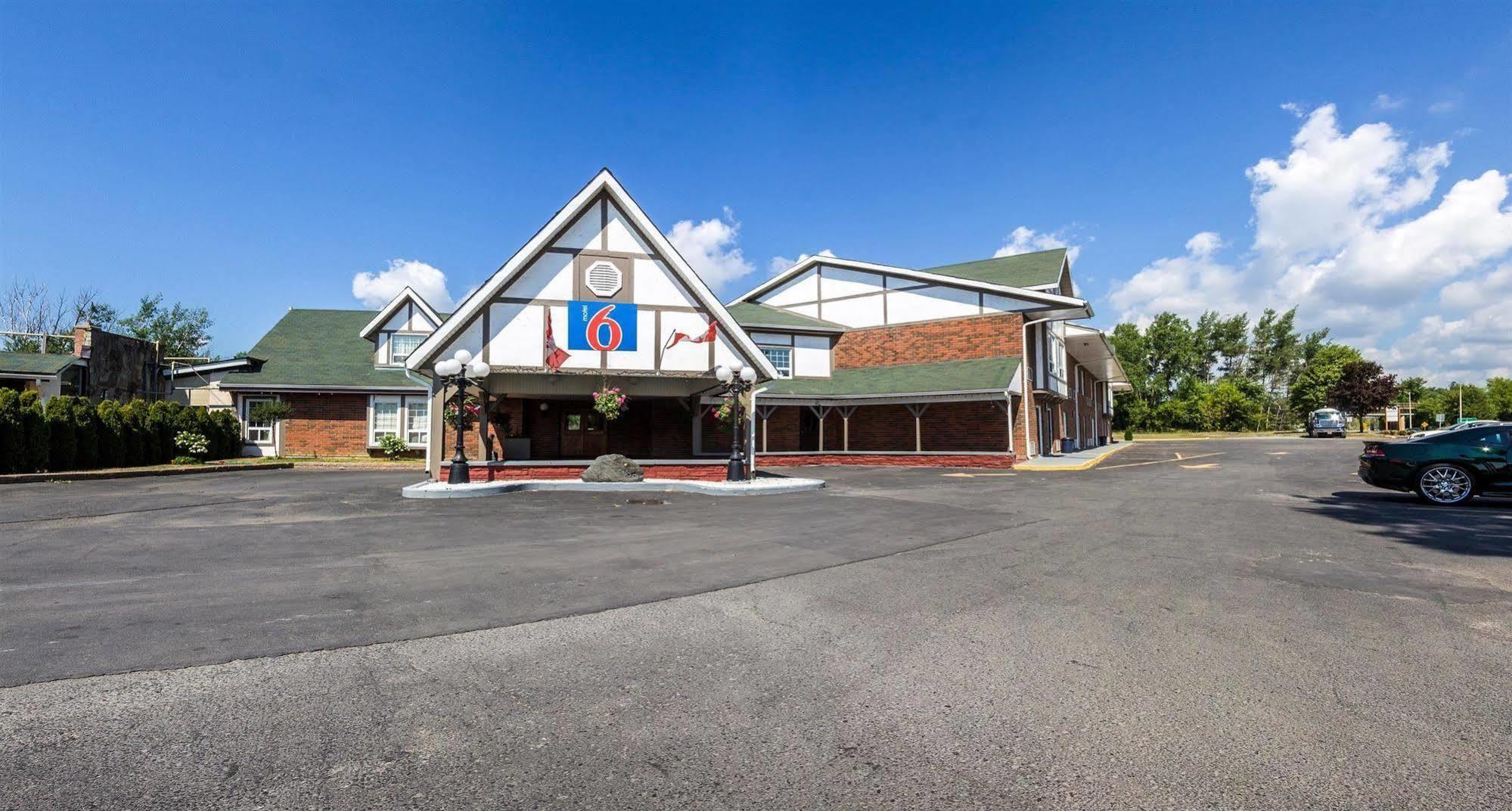 Motel 6-Trenton, On Dış mekan fotoğraf